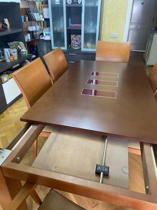 Mesa comedor y sillas
