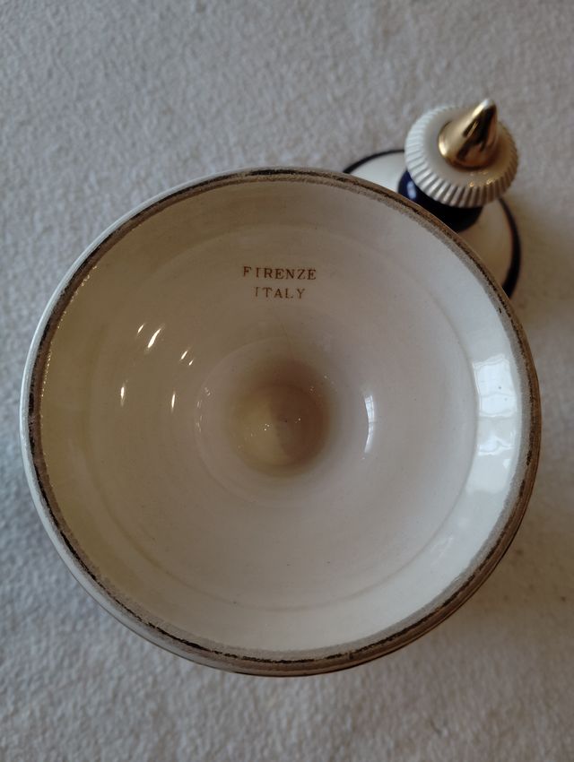 Jarrón con tapa  filo de oro. Firenze (Italia)