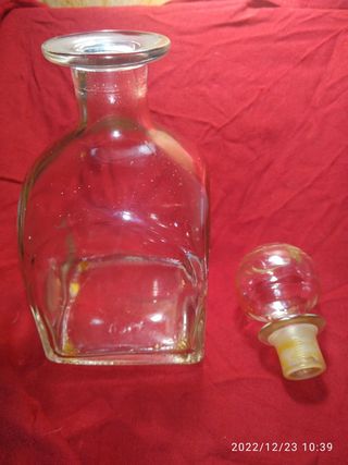Bottiglia da liquore vintage in vetro con tappo H.