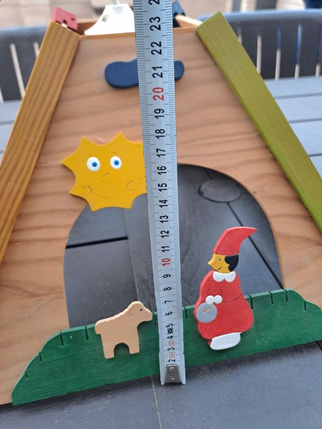 Lámpara y perchero infantil 