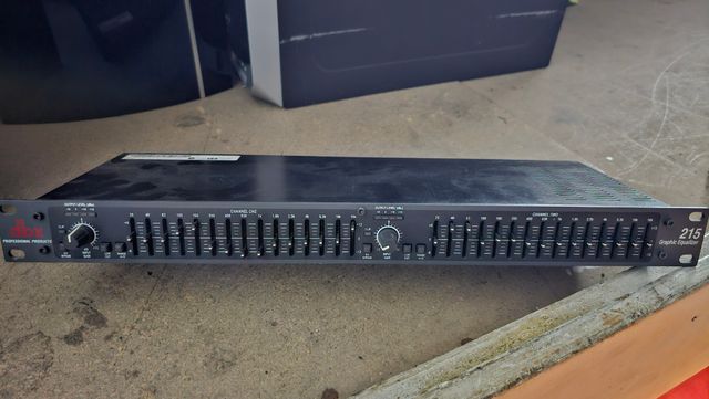 DBX 215 Graphic Equalizer