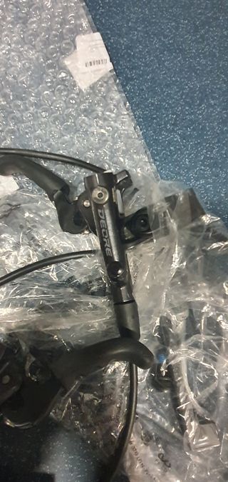 FRENOS SHIMANO DEORE M6100 PAREJA