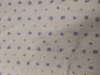 Colcha de flores de la marca Bassols, como nueva