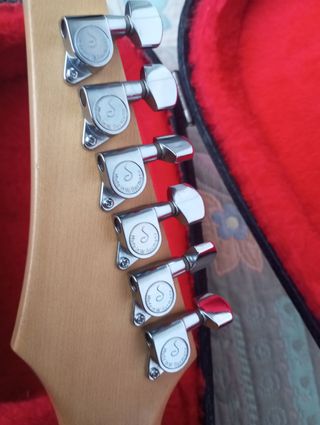 Guitarra eléctrica Ibáñez rg 560 custom de 1989