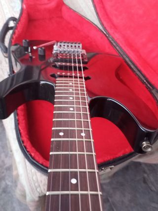 Guitarra eléctrica Ibáñez rg 560 custom de 1989