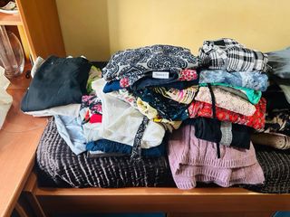LOTE DE ROPA DE CHICA/MUJER/HOMBRE. VENTA LOTE