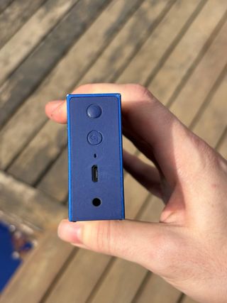 Altavoz portatil - Jawbone