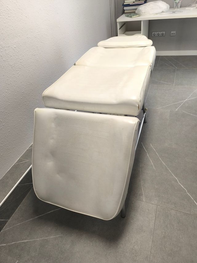 Camilla de estética/masajes