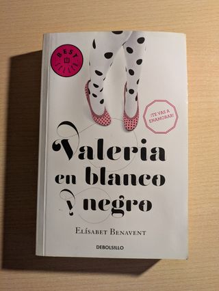 Valeria en blanco y negro / Valeria in Black an...