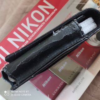 Caja de Nikon Nikonistas,trípode,fund