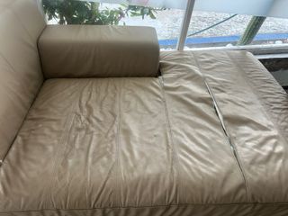 Sofa de piel natural  con chaise long
