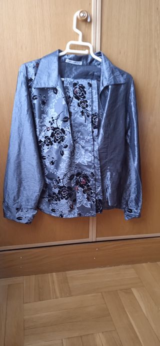 Traje ceremonia mujer.