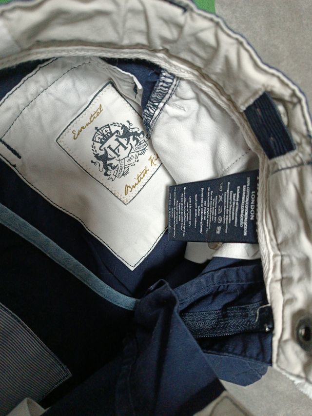 PANTALÓN HACKETT TALLA 5-6 AÑOS IMPECABL