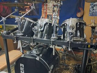 Batería acústica Remo (Made in USA)