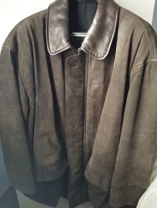 CHAQUETÓN DE PIEL