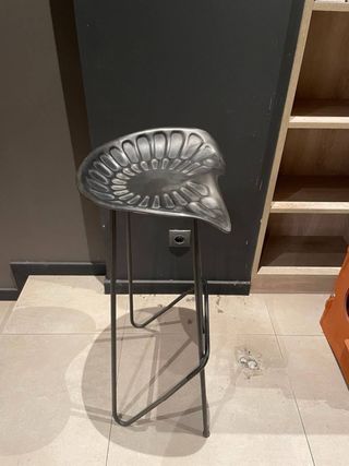 Taburetes de diseño nuevos  Toque brutal para tu bar o cocina