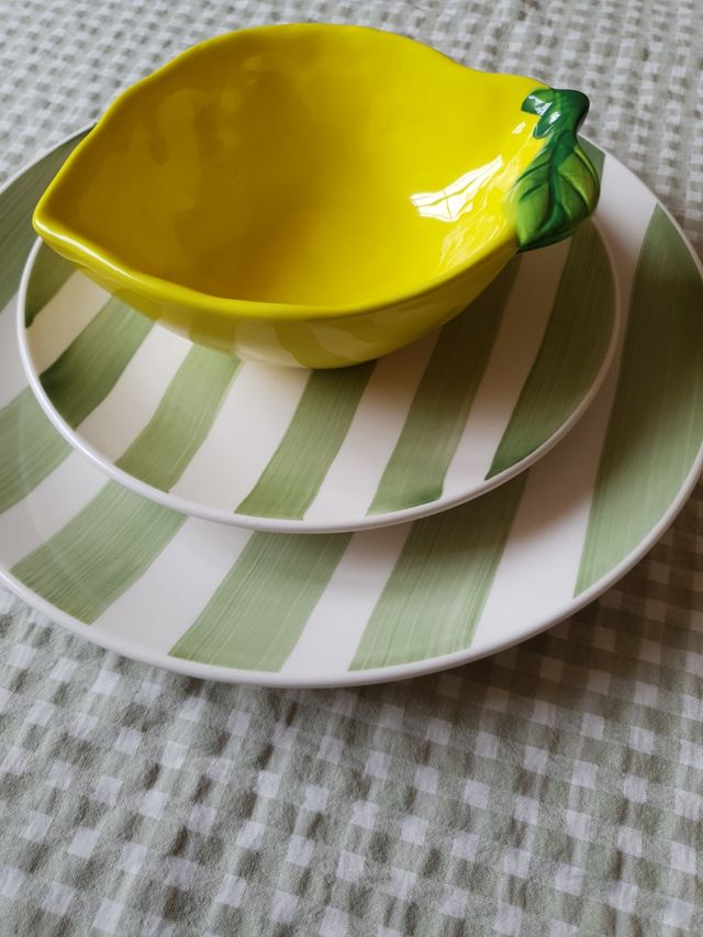 Plato llano rayas verdes