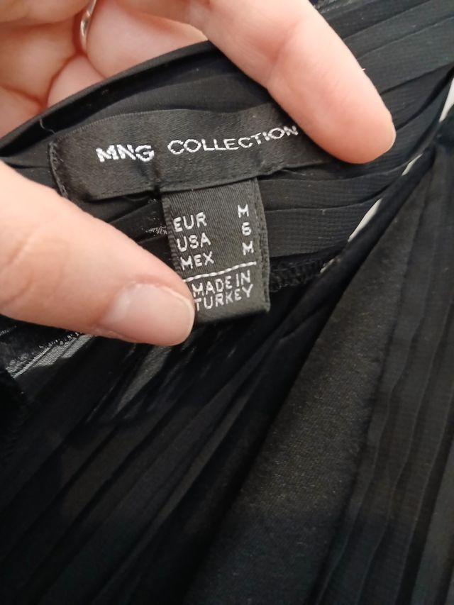 Vestido fiesta corto negro Mango