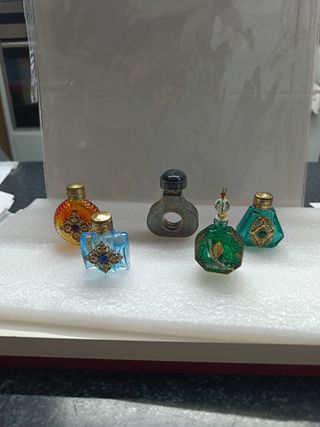 Bottiglie di profumo vuote. 5€ per unità