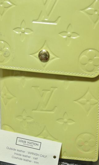 Bolsito Louis Vuitton amarillo