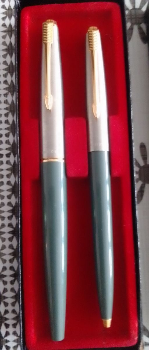 Pluma y bolígrafo Parker