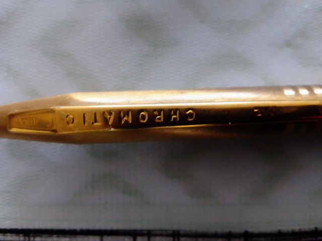 Bolígrafo chapado oro