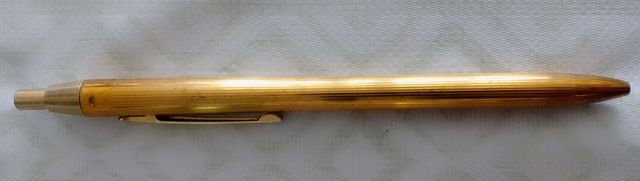 Bolígrafo chapado oro