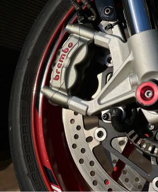 Aprilia Tuono V4 1100 RR