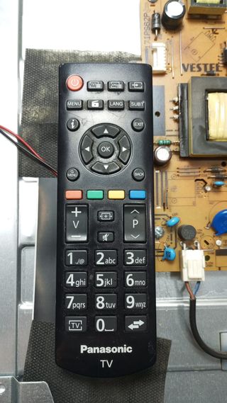 TV Panasonic TX-32F300E