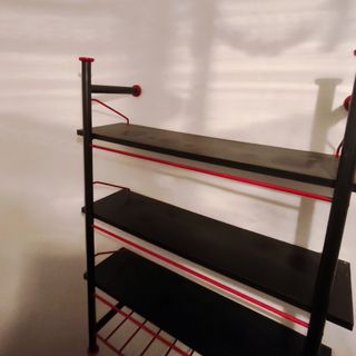 Estantería similar a la de Philip Stark