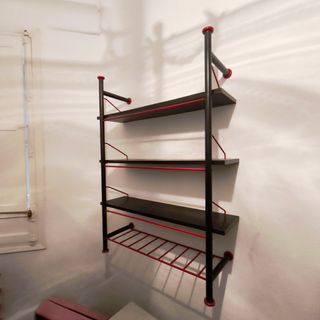 Estantería similar a la de Philip Stark