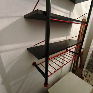 Estantería similar a la de Philip Stark