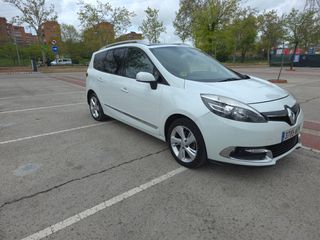 Renault Grand Scenic 2015