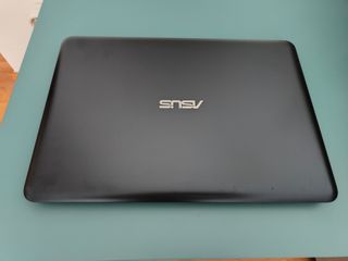 Portátil Asus R417W