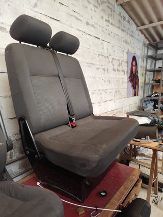 Asiento conductor y copiloto T5