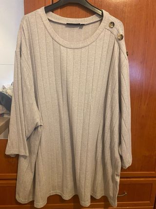 Suéter beig talla58