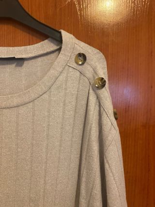 Suéter beig talla58