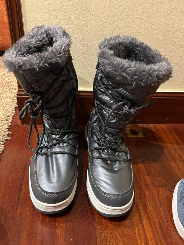 Bota alta pelo por dentro gris Talla 38