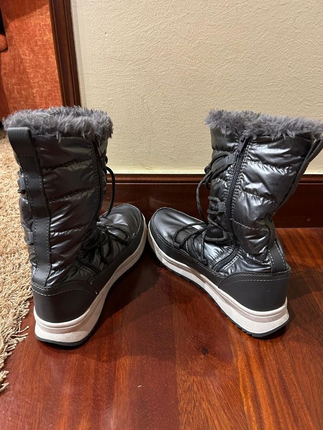 Bota alta pelo por dentro gris Talla 38