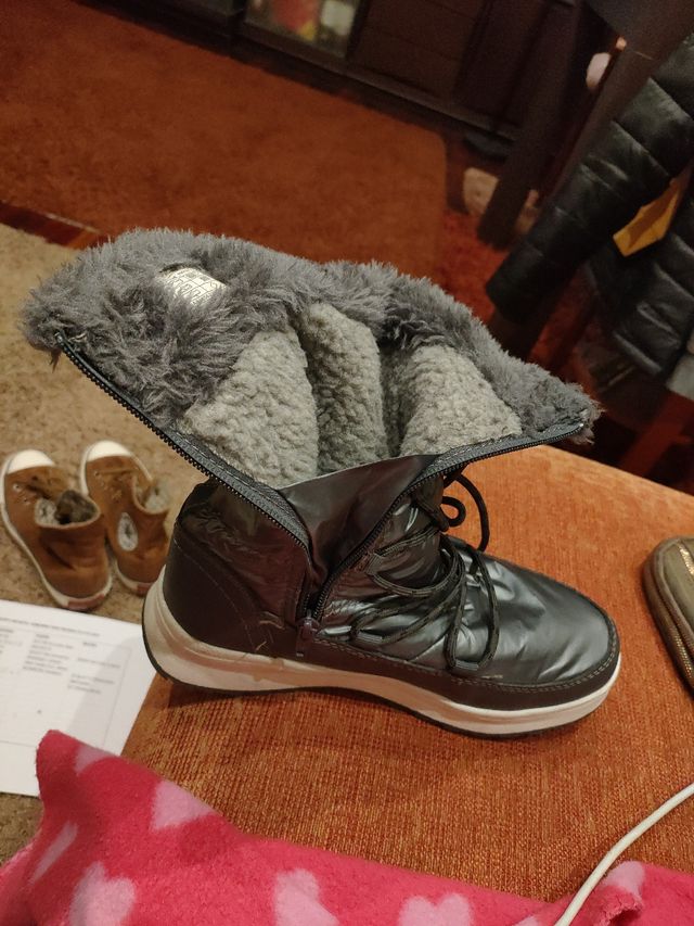 Bota alta pelo por dentro gris Talla 38