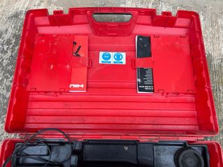 Martillo perforador Hilti TE 7A con maletín batería y cargador