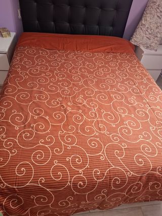 Funda edredón cama 1,35 cm.  Mide 2,60 de largo x