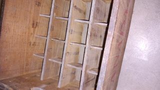 Cassa di legno canada dry