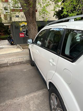 Citroen C-Crosser 2012