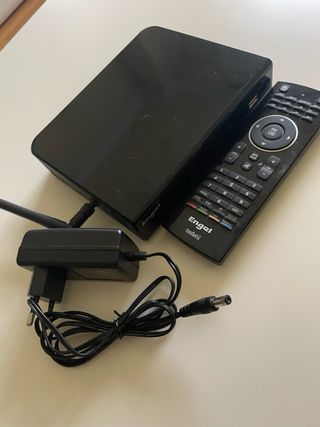 Receptor de satélite digital Engel RS4800Y