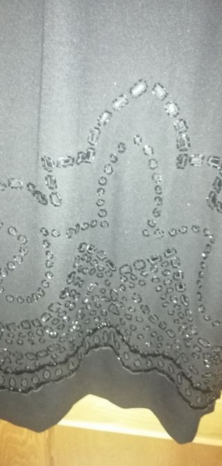 TRAJE DE MADRINA NEGRO. RESTOS TIENDA.