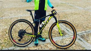 Bicicleta Scott Scale RC World Cup XX1 Eagle. 