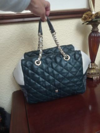 Bolso de piel de Purificación García ver