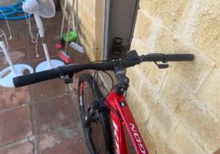 Bicicleta roja de Hexagon Kross precio negociable
