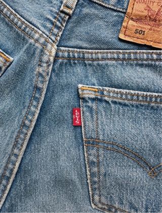 Short LEVI’S 501